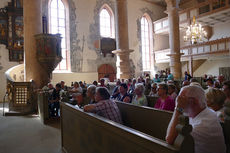 Sankt Crescentius on Tour in Ostheim und auf dem Kreuzberg (Foto: Karl-Franz Thiede)